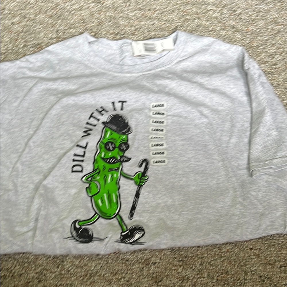 NWT Gray T-Shirt with Pickle “DILL WITH IT” large